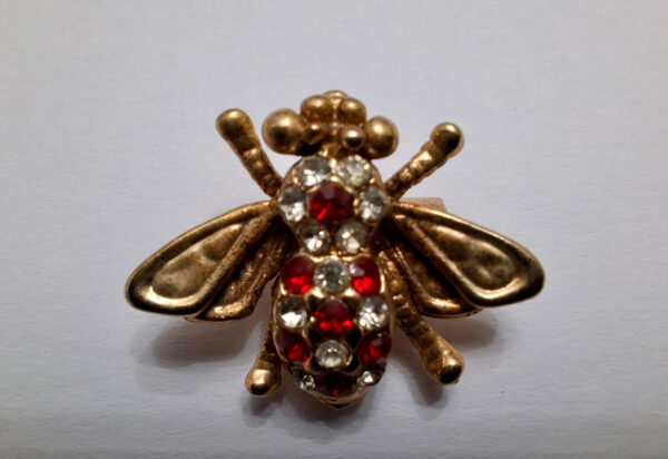 Bee nice
